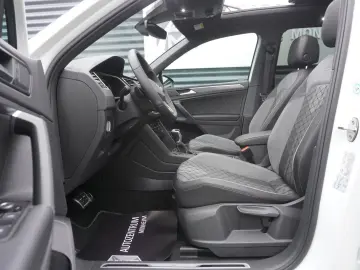 VW TIGUAN 2.0 TDI R-LINE ALLRAD PANORAMA MATRIX AHK