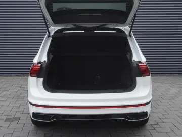 VW TIGUAN 2.0 TDI R-LINE ALLRAD PANORAMA MATRIX AHK