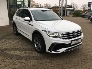 VW Tiguan R-Line 2.0 TDI 4Motion Leder Soundsystem