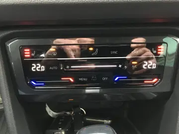 VW Tiguan R-Line 2.0 TDI 4Motion Leder Soundsystem