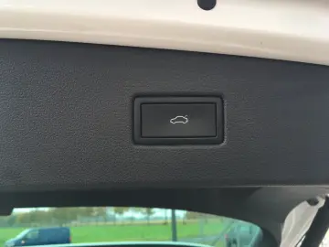 VW Tiguan R-Line 2.0 TDI 4Motion Leder Soundsystem