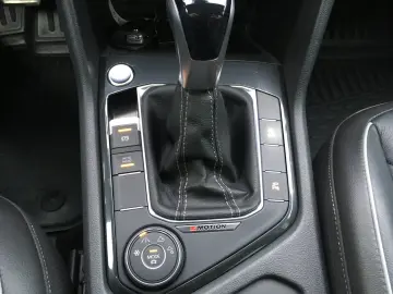 VW Tiguan R-Line 2.0 TDI 4Motion Leder Soundsystem