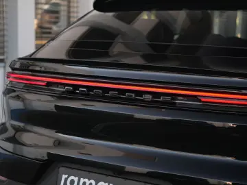 PORSCHE E-Hybrid Coupé ACC-PANO-BOSE-22TURBO-LEDER BEIGE