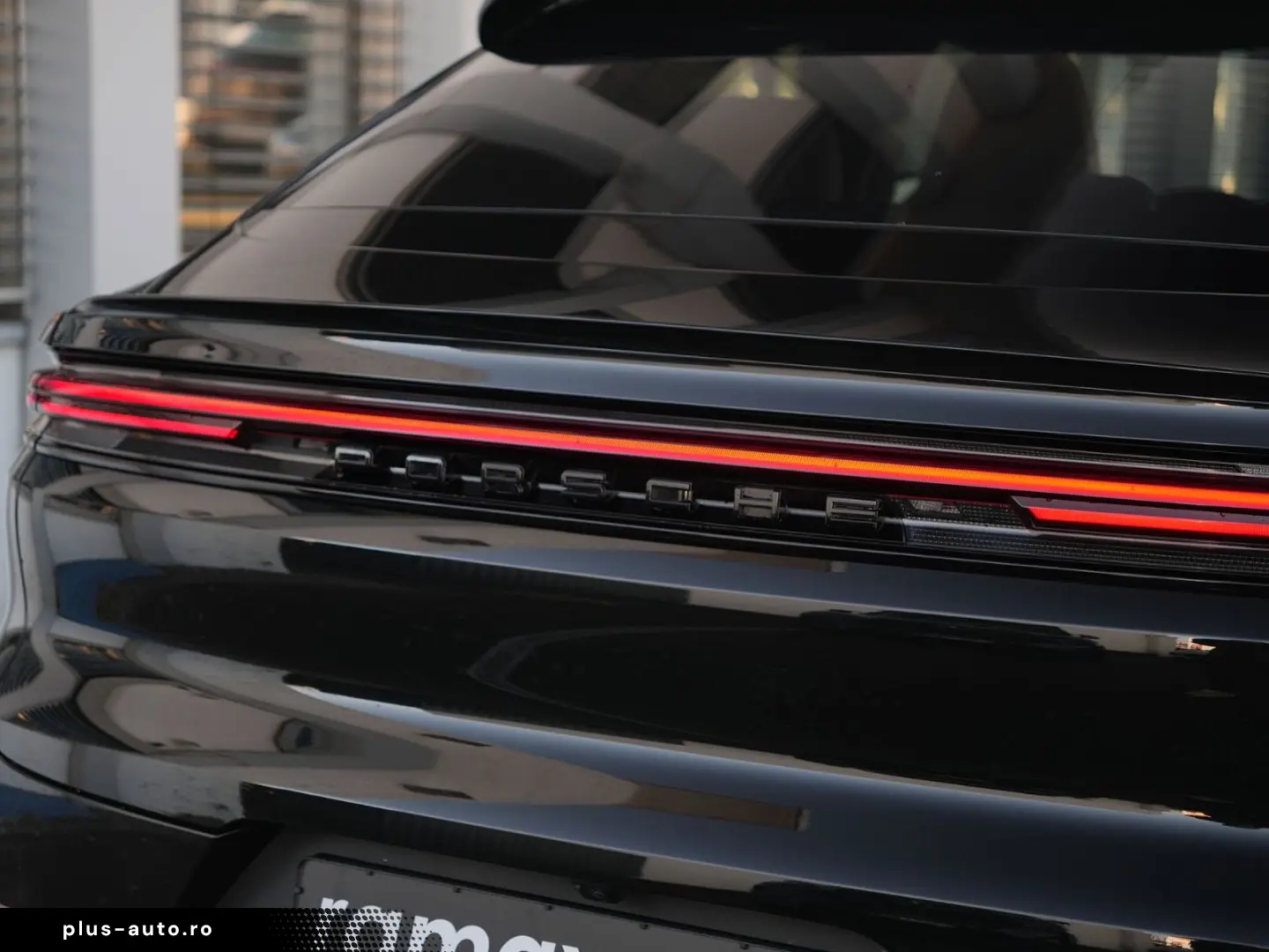 PORSCHE E-Hybrid Coupé ACC-PANO-BOSE-22TURBO-LEDER BEIGE