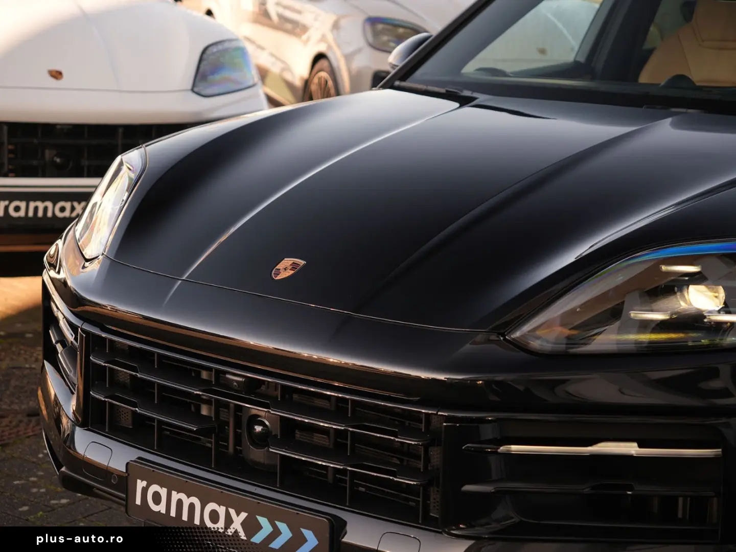 PORSCHE E-Hybrid Coupé ACC-PANO-BOSE-22TURBO-LEDER BEIGE