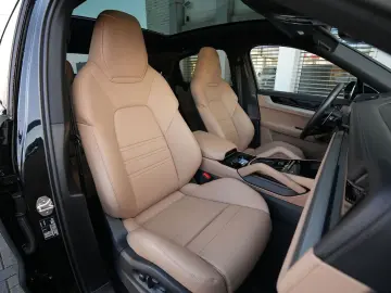 PORSCHE E-Hybrid Coupé ACC-PANO-BOSE-22TURBO-LEDER BEIGE