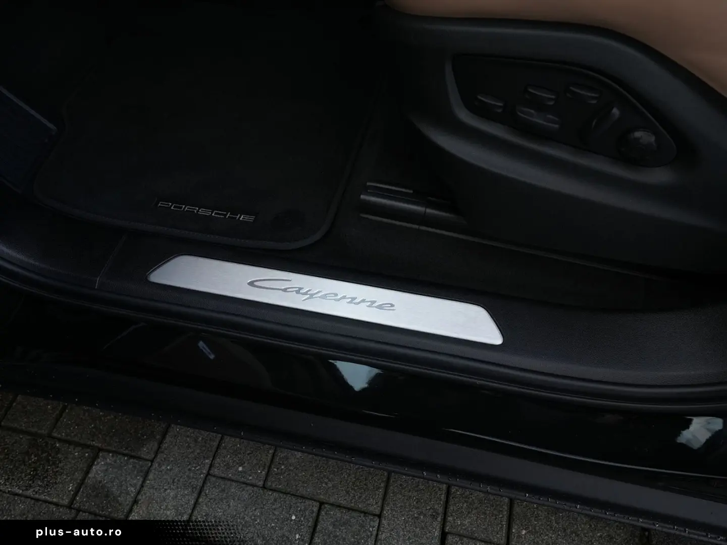 PORSCHE E-Hybrid Coupé ACC-PANO-BOSE-22TURBO-LEDER BEIGE
