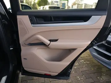 PORSCHE E-Hybrid Coupé ACC-PANO-BOSE-22TURBO-LEDER BEIGE