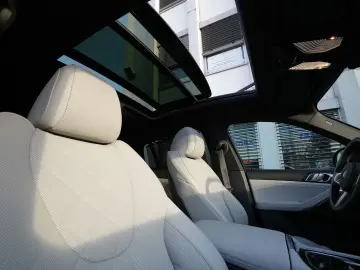 BMW X6 xDrive30d M SPORT PRO-LUFTF.-PANO-HUD-H K-22M