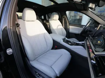 BMW X6 xDrive30d M SPORT PRO-LUFTF.-PANO-HUD-H K-22M