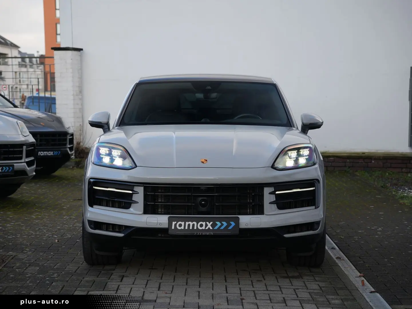 PORSCHE E-Hybrid Coupé INNODRIV-PANO-SPORTABGAS-21SYPDER