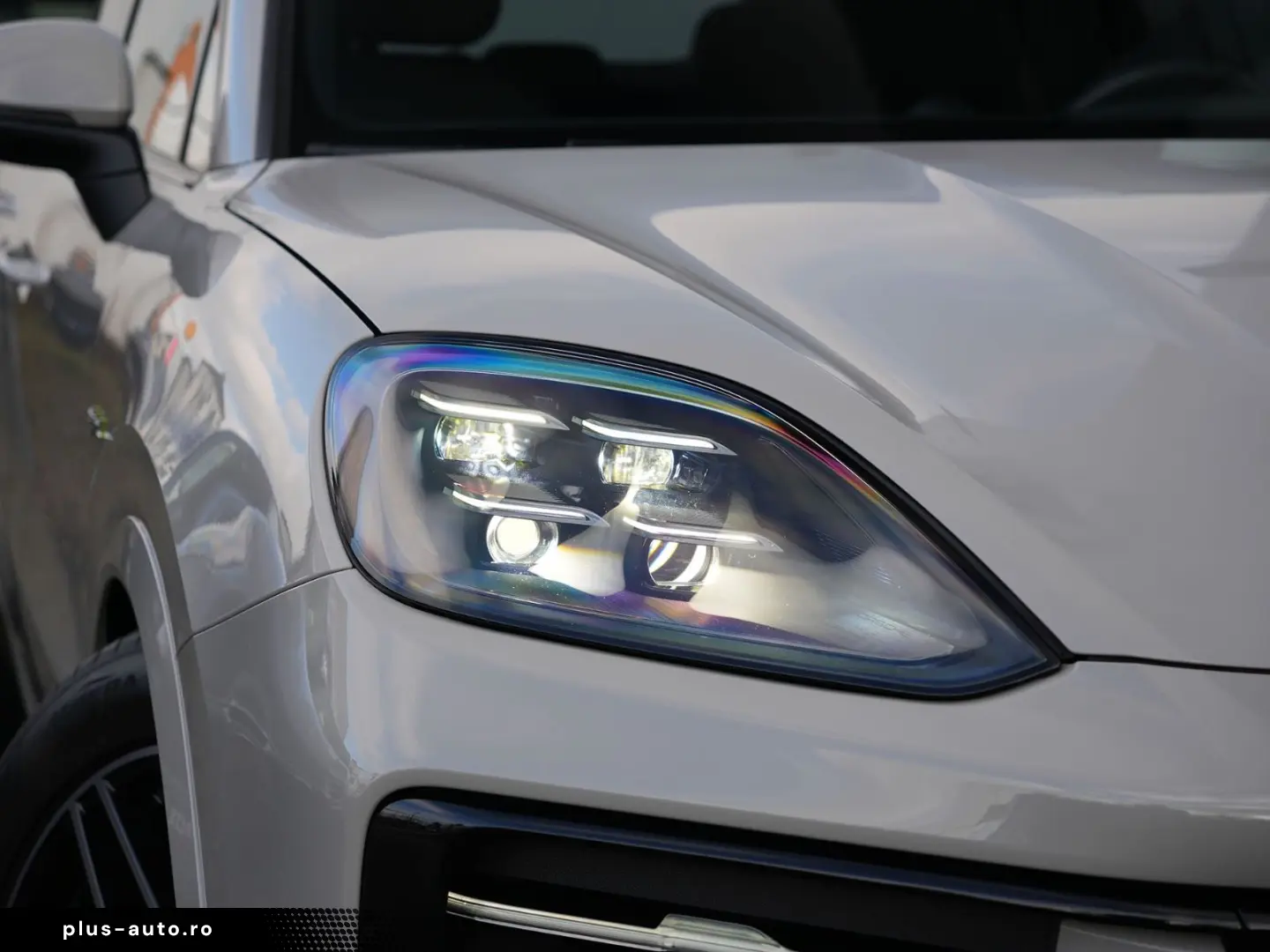 PORSCHE E-Hybrid Coupé INNODRIV-PANO-SPORTABGAS-21SYPDER