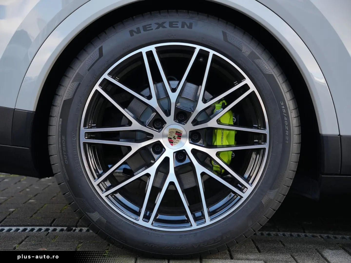 PORSCHE E-Hybrid Coupé INNODRIV-PANO-SPORTABGAS-21SYPDER