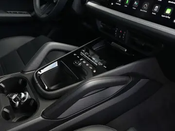 PORSCHE E-Hybrid Coupé INNODRIV-PANO-SPORTABGAS-21SYPDER