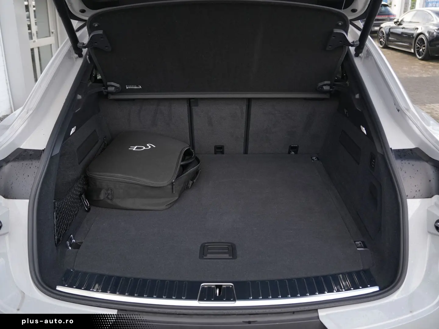 PORSCHE E-Hybrid Coupé INNODRIV-PANO-SPORTABGAS-21SYPDER