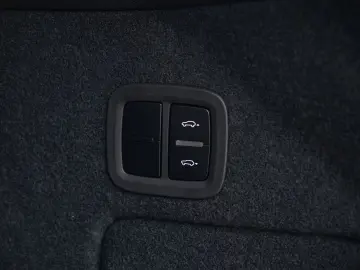 PORSCHE E-Hybrid Coupé INNODRIV-PANO-SPORTABGAS-21SYPDER