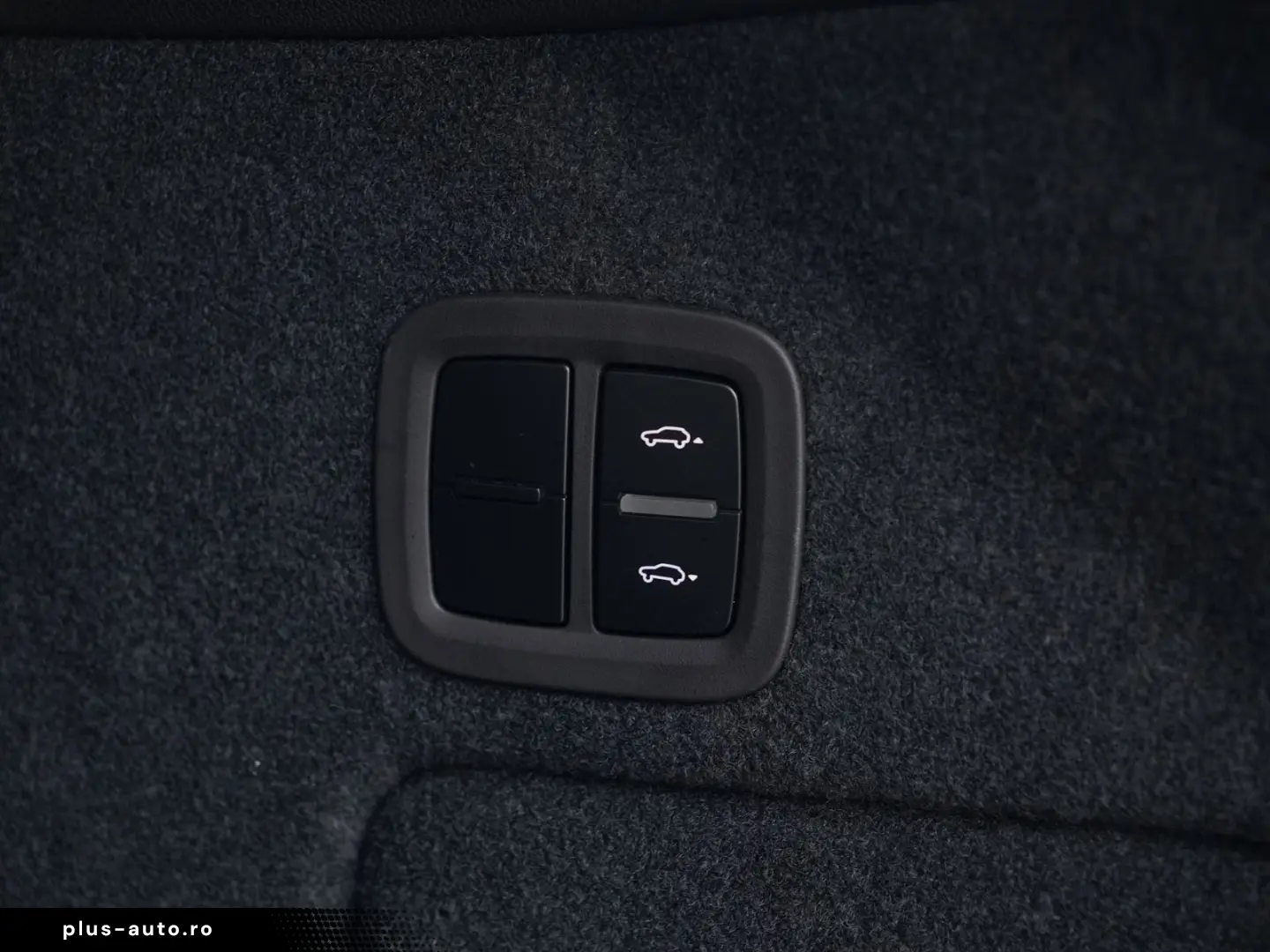 PORSCHE E-Hybrid Coupé INNODRIV-PANO-SPORTABGAS-21SYPDER