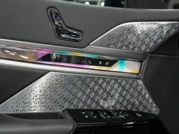 BMW 740 d xD M Sport B W-DIAMOND SKY-LOUNGE FOND-ENT