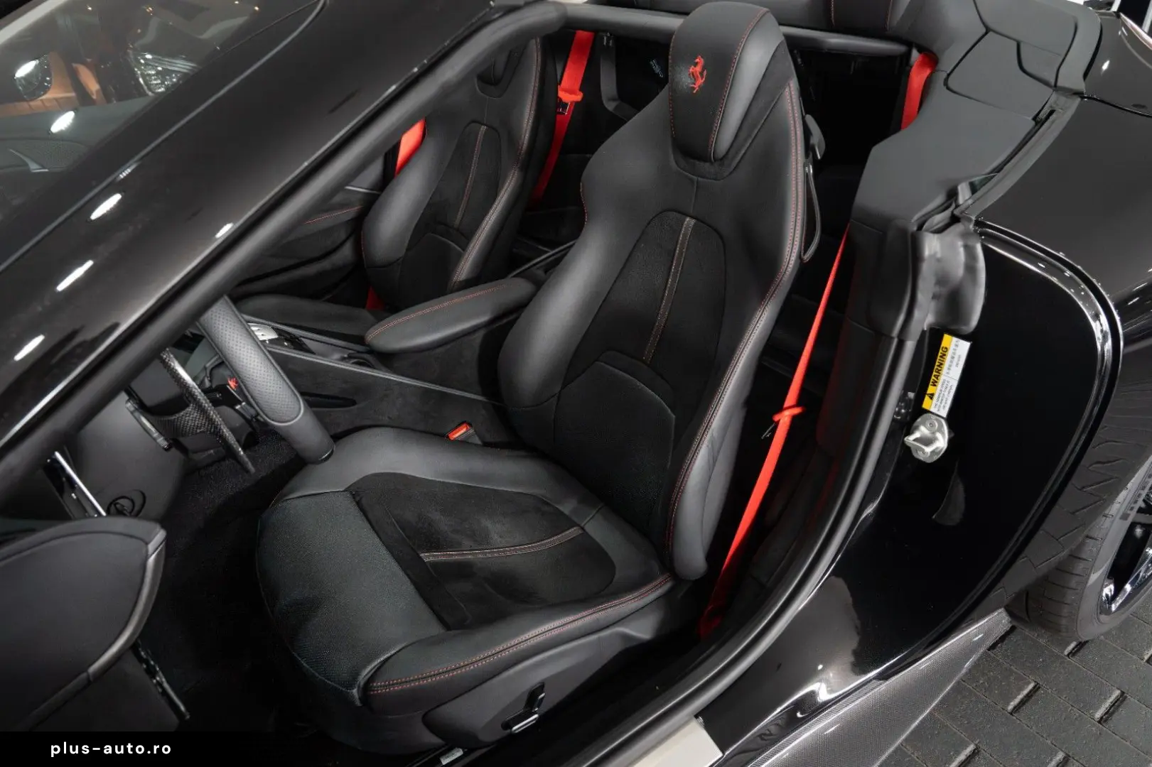 FERRARI Roma Spider CARBON JBL MATRIX PASS.DISPLAY 1HAND