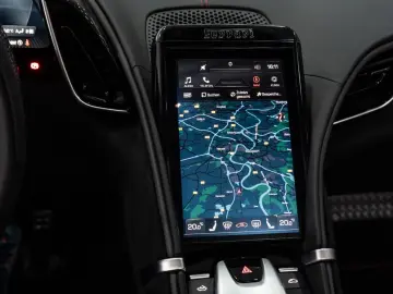 FERRARI Roma Spider CARBON JBL MATRIX PASS.DISPLAY 1HAND