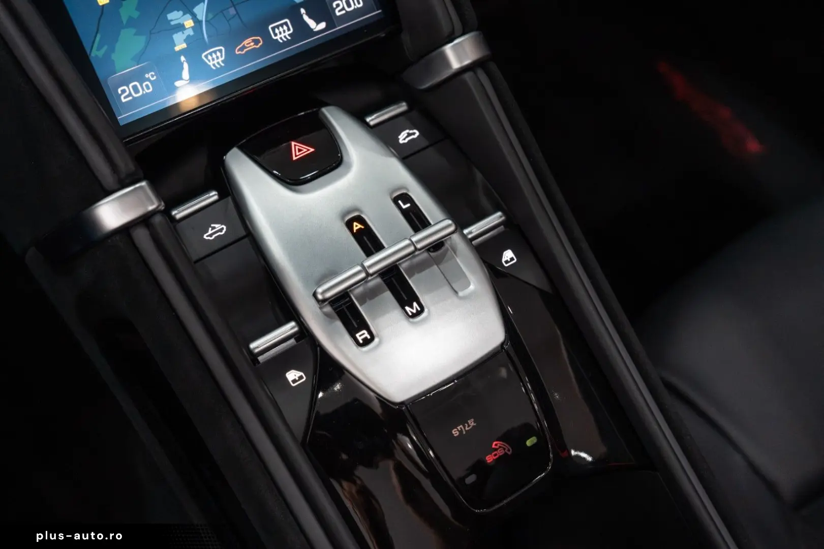 FERRARI Roma Spider CARBON JBL MATRIX PASS.DISPLAY 1HAND