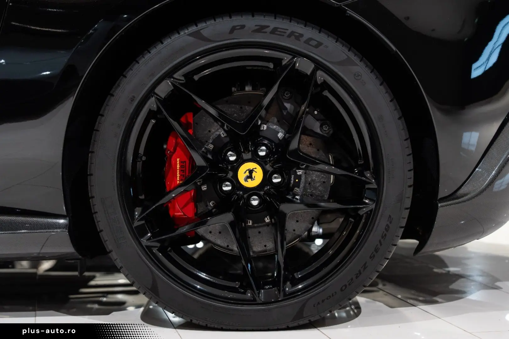 FERRARI Roma Spider CARBON JBL MATRIX PASS.DISPLAY 1HAND