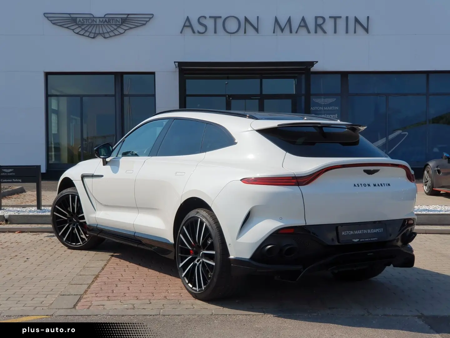 ASTON MARTIN DBX 4.0 V8 DBX707