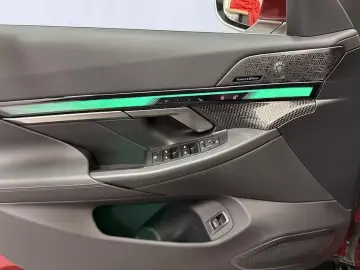 BMW 550 e xDrive M-Sport B&W Head-Up