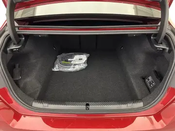 BMW 550 e xDrive M-Sport B&W Head-Up