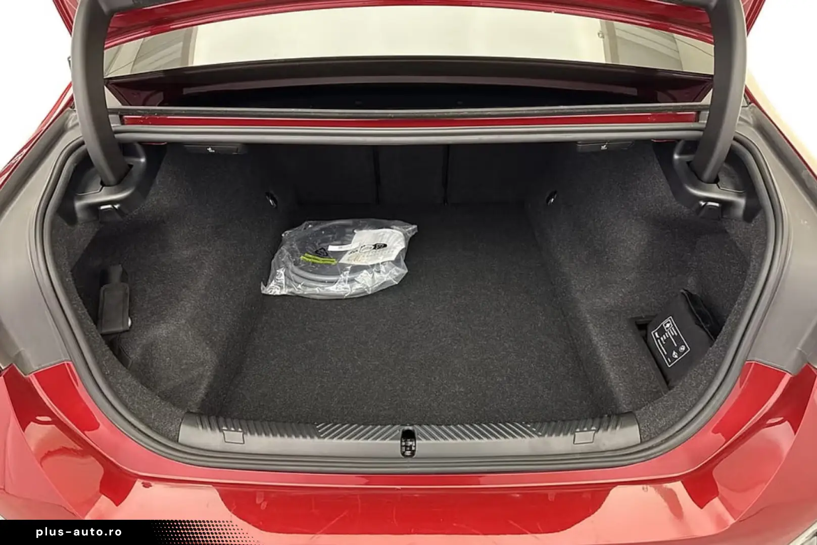 BMW 550 e xDrive M-Sport B&W Head-Up