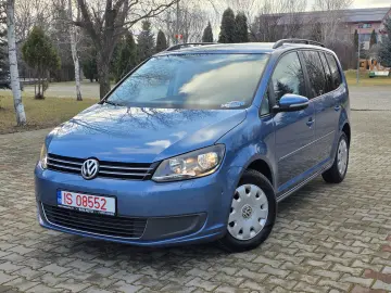 VW Touran 7 locuri 2011 1.6 TDI 105 CP euro 5