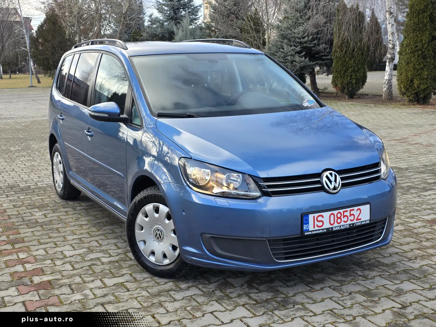 VW Touran 7 locuri 2011 1.6 TDI 105 CP euro 5