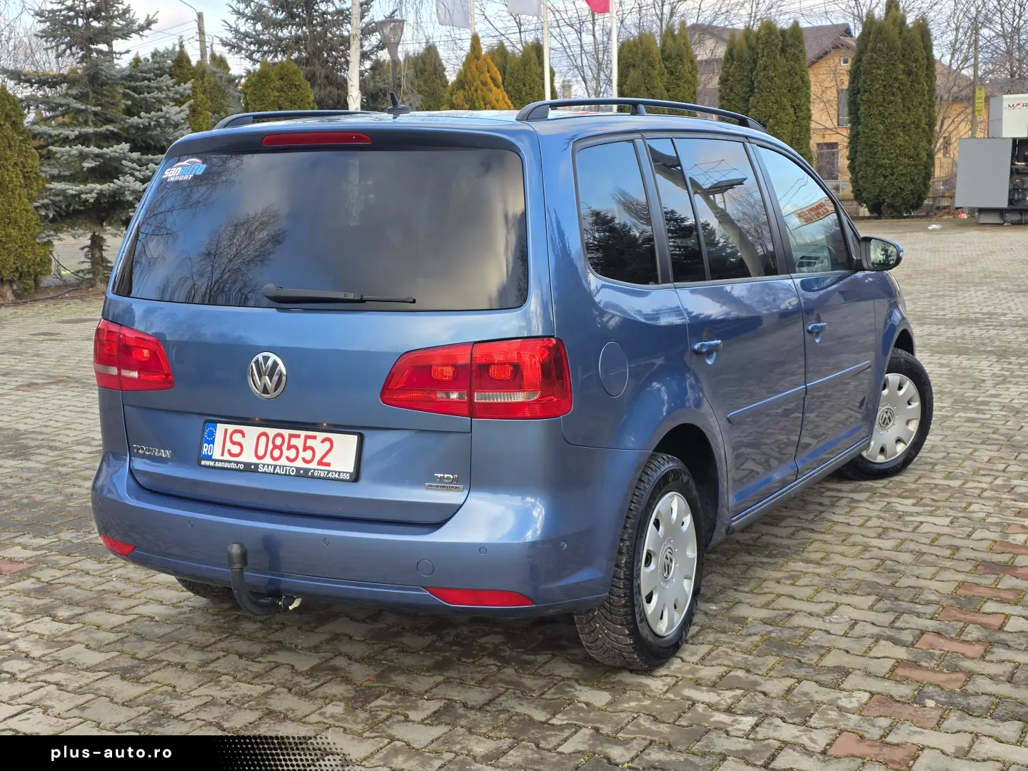 VW Touran 7 locuri 2011 1.6 TDI 105 CP euro 5