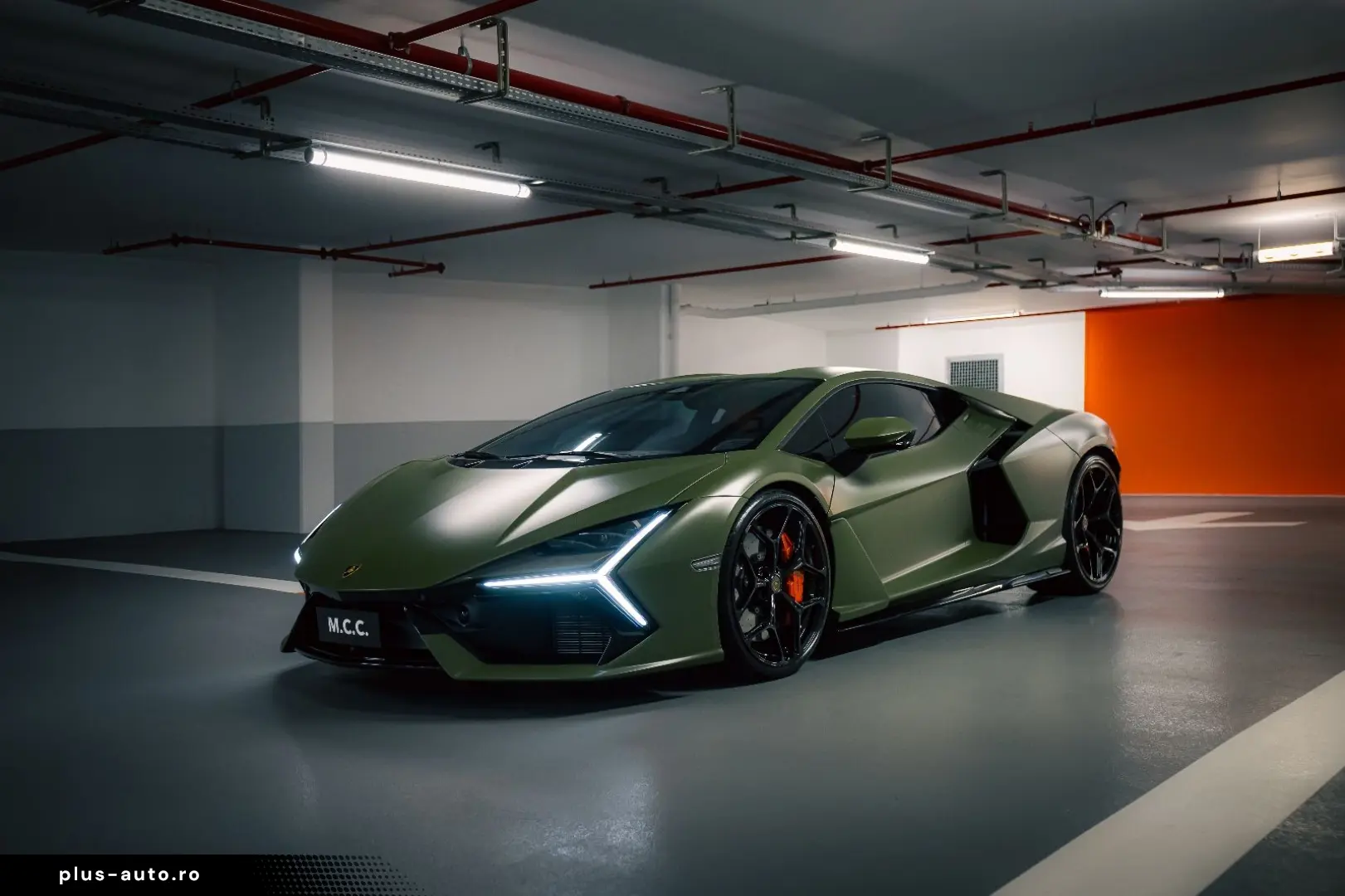 LAMBORGHINI Revuelto - Verde Turbine
