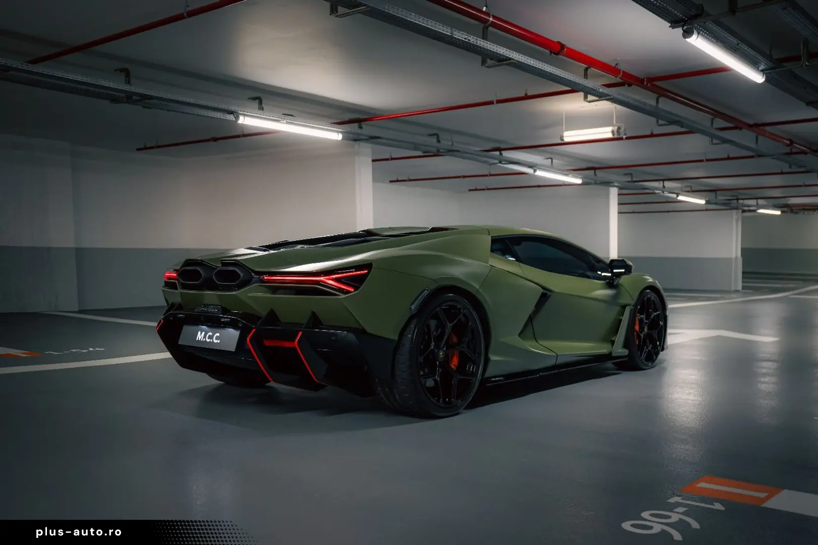 LAMBORGHINI Revuelto - Verde Turbine