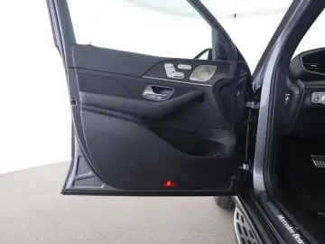 MERCEDES-BENZ GLS 400 d 4M