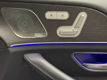 MERCEDES-BENZ GLS 400 d 4M