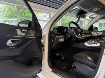 MERCEDES-BENZ GLS 580 4Matic