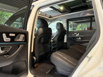 MERCEDES-BENZ GLS 580 4Matic