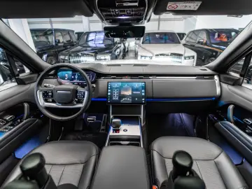 LAND ROVER Range Rover P615 SV   Fond TV   Hot-Stone Massag