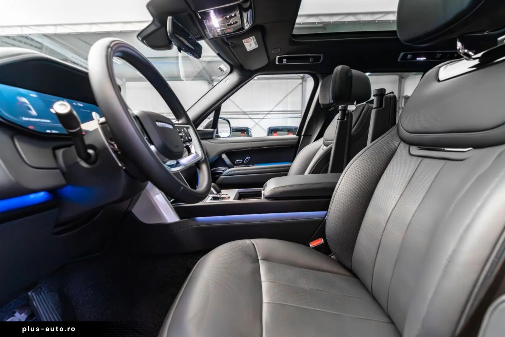 LAND ROVER Range Rover P615 SV   Fond TV   Hot-Stone Massag