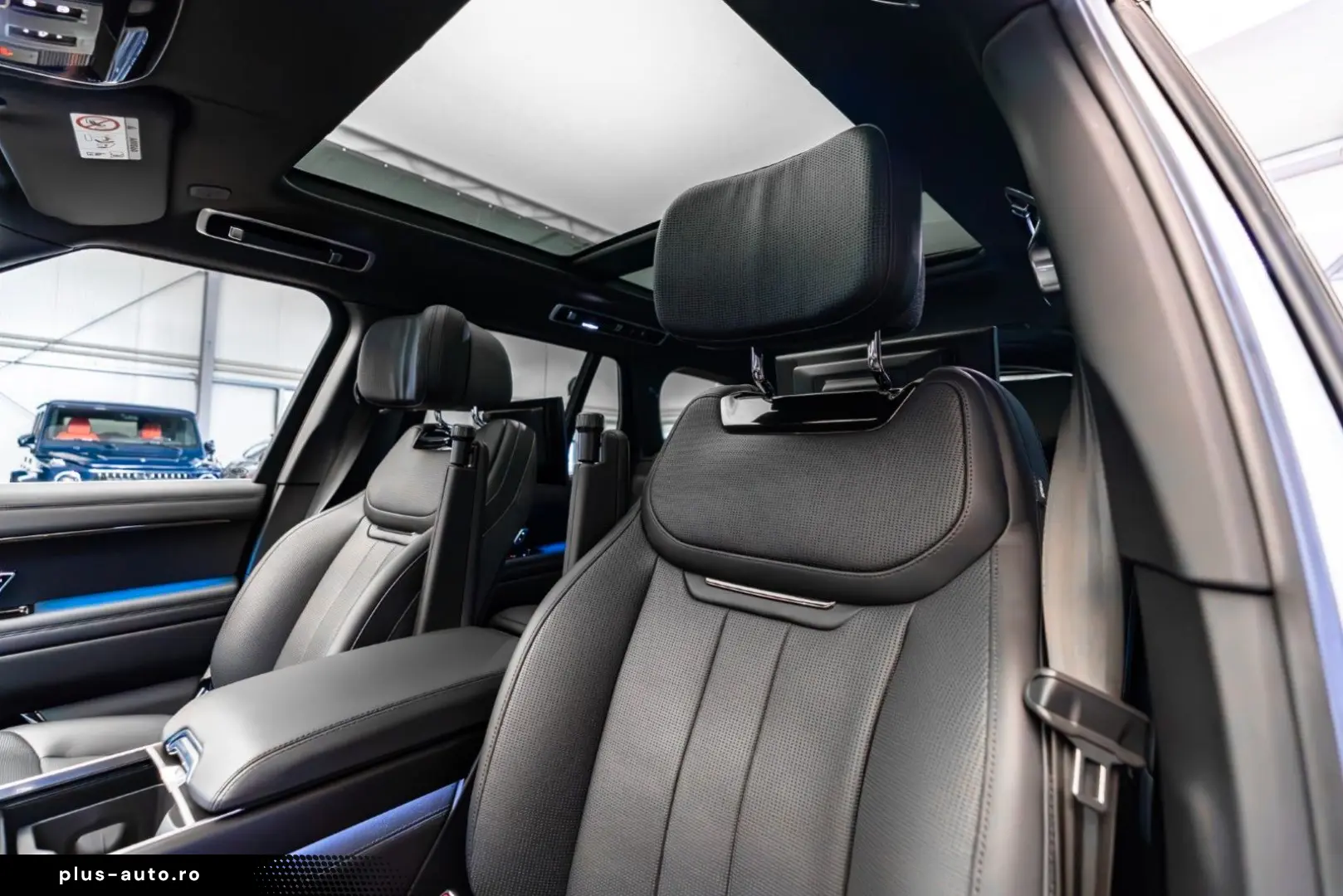 LAND ROVER Range Rover P615 SV   Fond TV   Hot-Stone Massag