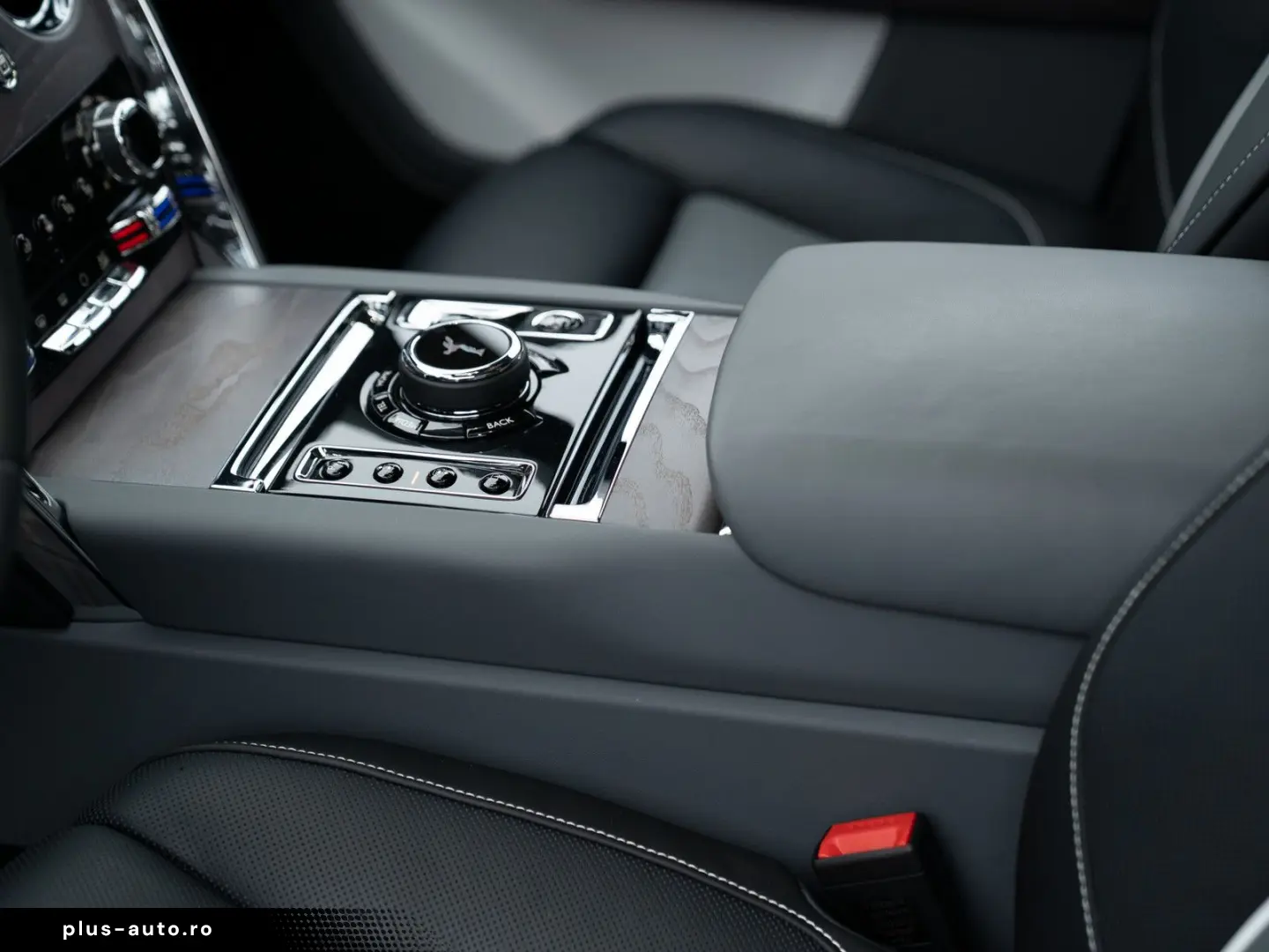 ROLLS ROYCE Cullinan