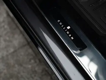 ROLLS ROYCE Cullinan