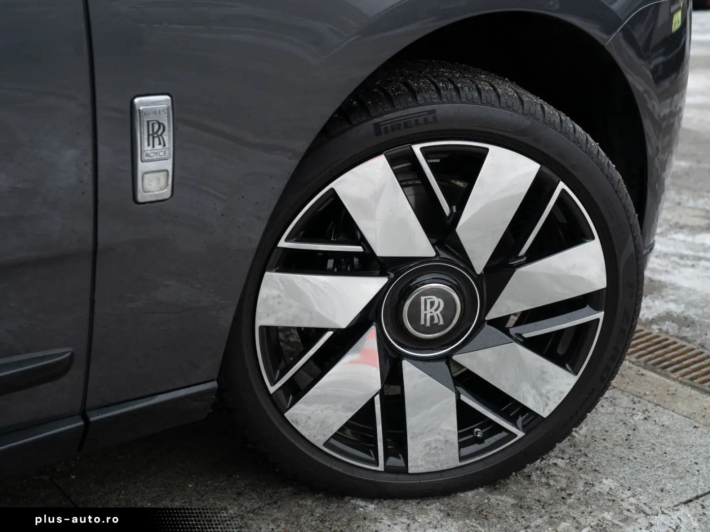 ROLLS ROYCE Cullinan