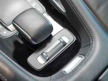 MERCEDES-BENZ GLS 400 d 4M