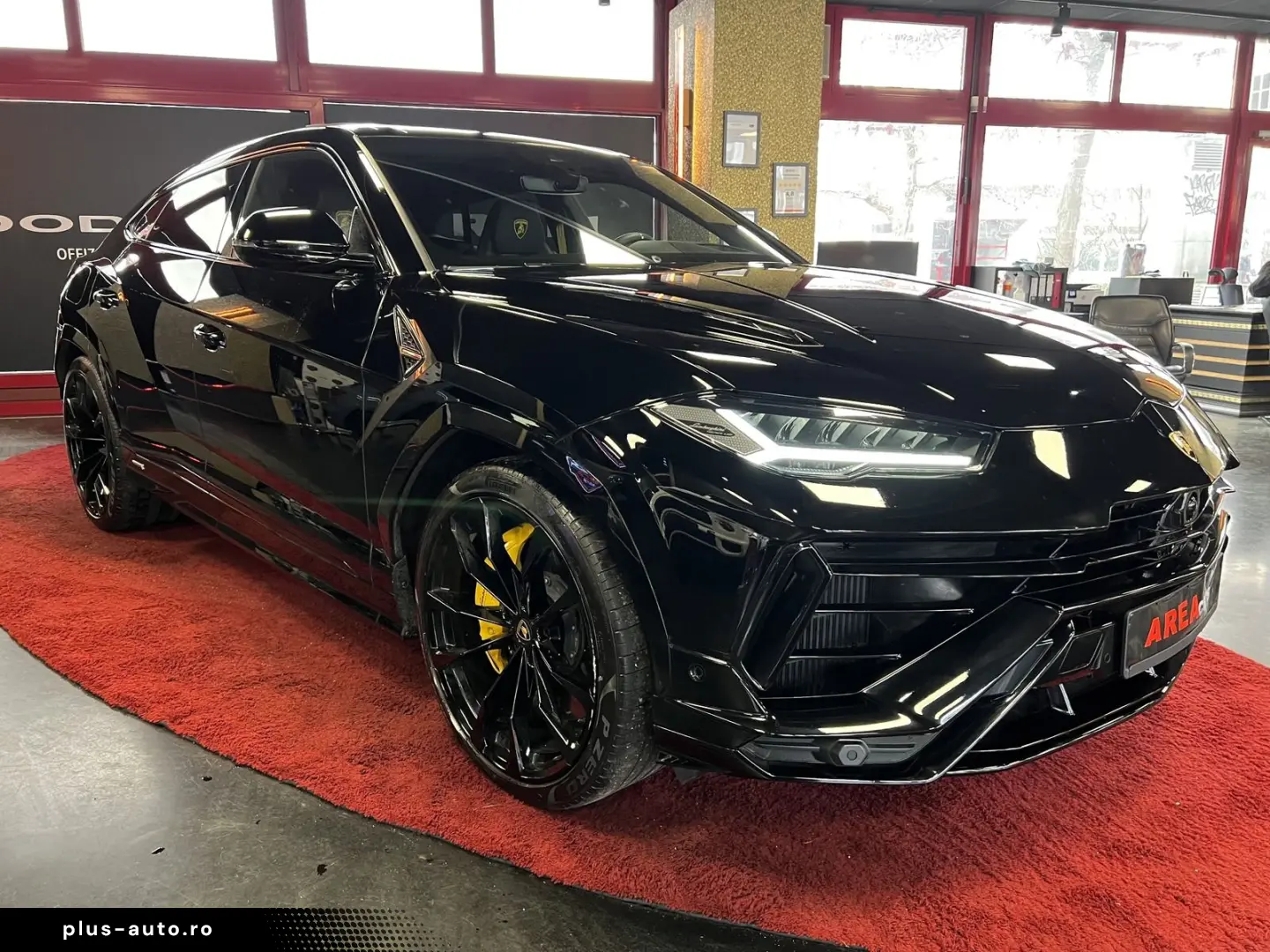 LAMBORGHINI Urus S B&O PANO SOFT HUD