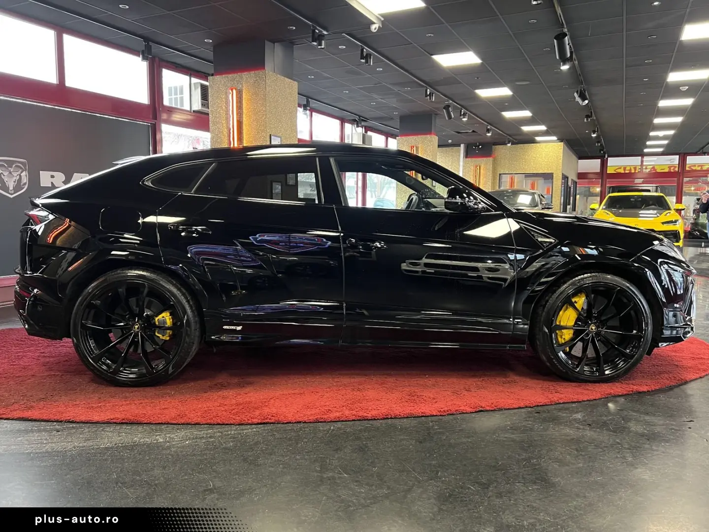 LAMBORGHINI Urus S B&O PANO SOFT HUD