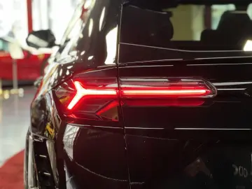 LAMBORGHINI Urus S B&O PANO SOFT HUD