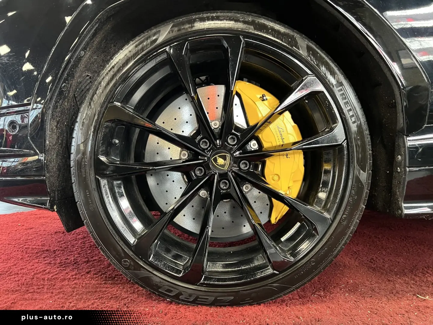 LAMBORGHINI Urus S B&O PANO SOFT HUD